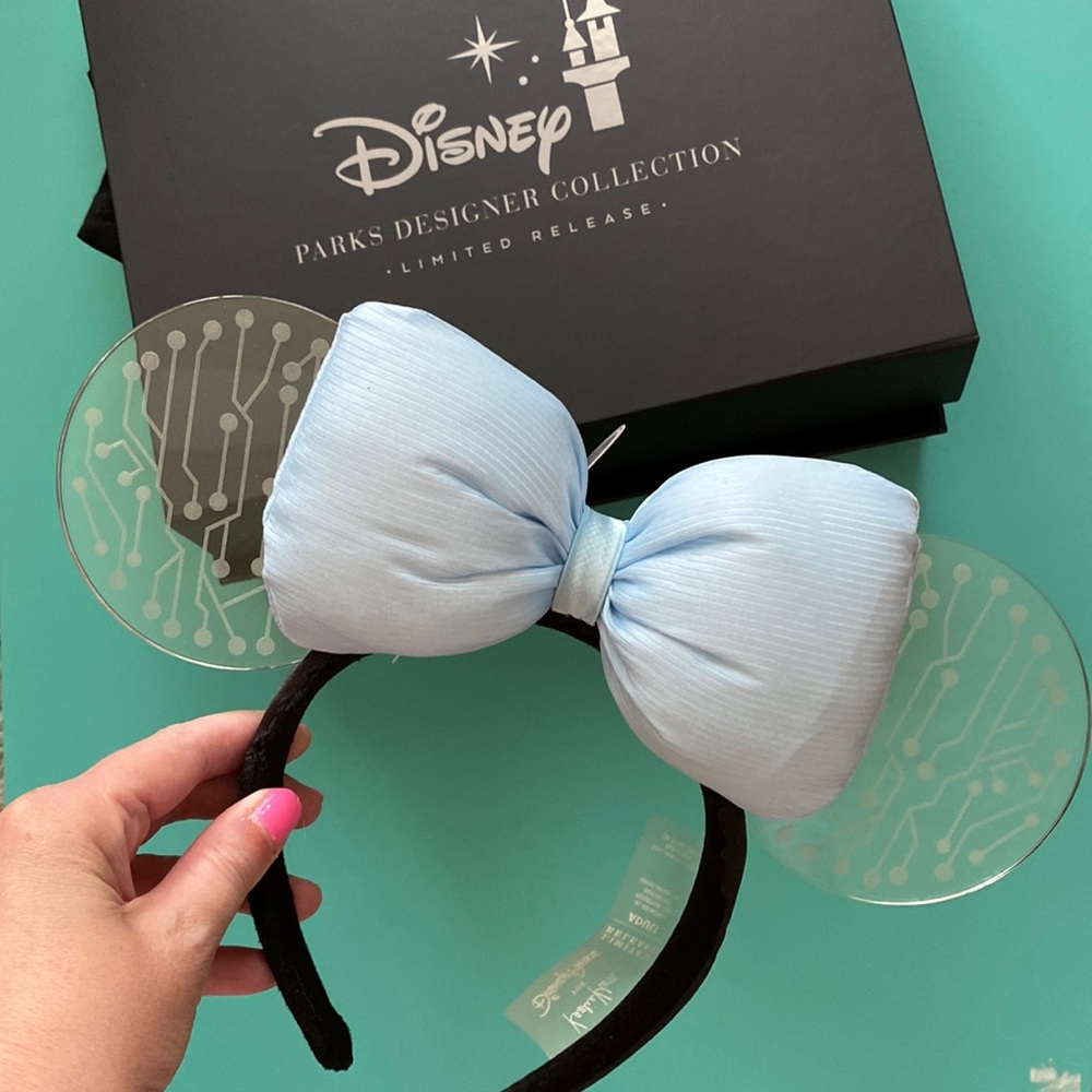 NWT Disney Parks Designer Collection Karlie Kloss coding ears. Never used, rare!